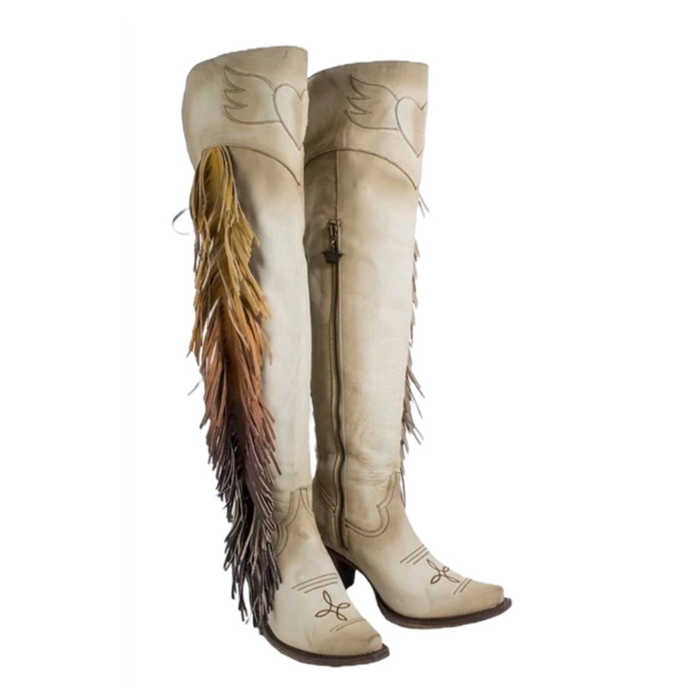 Junk Gypsy by Lane “The Spirit Animal” Boots